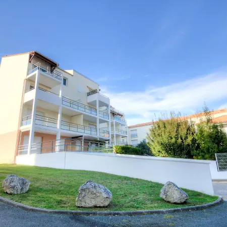 Apartment Jardins De Pontaillac-1 By Interhome