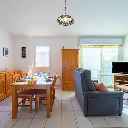Apartment Jardins De Pontaillac-1 By Interhome