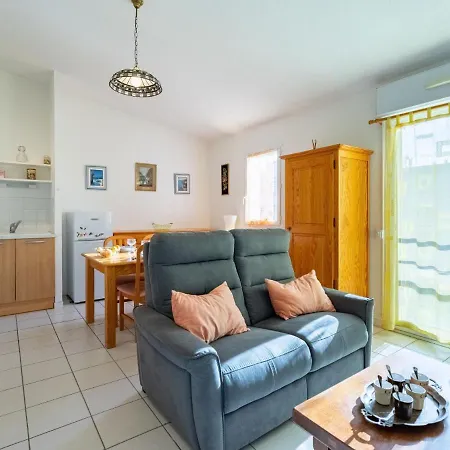 Apartment Jardins De Pontaillac-1 By Interhome *