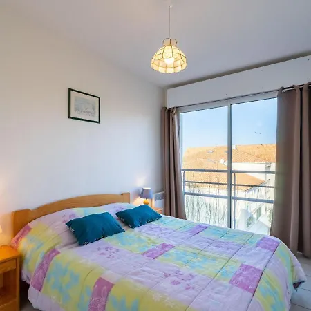 Apartment Jardins De Pontaillac-1 By Interhome